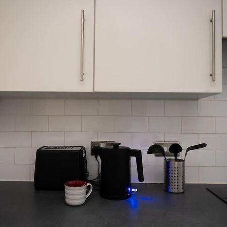 2 Bed Apt In Leeds City Centre ภายนอก รูปภาพ