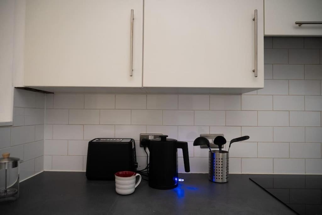 2 Bed Apt In Leeds City Centre ภายนอก รูปภาพ