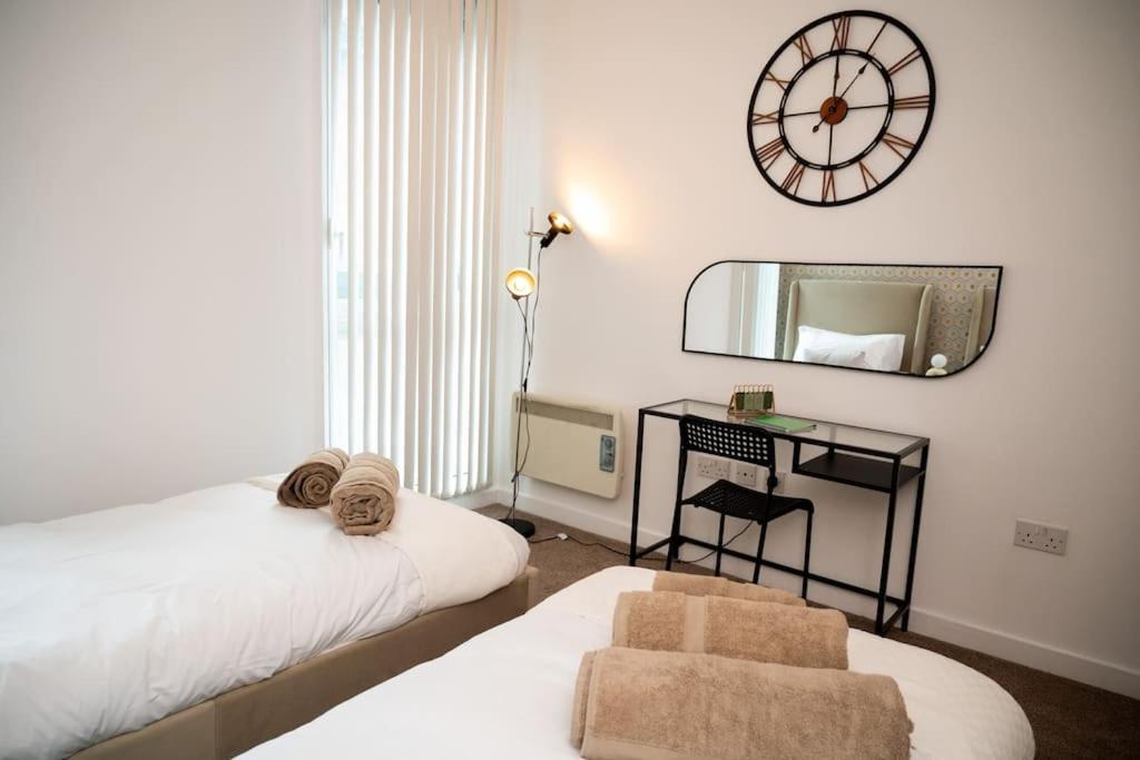 2 Bed Apt In Leeds City Centre ภายนอก รูปภาพ