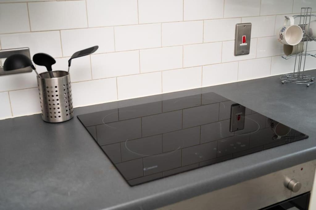 2 Bed Apt In Leeds City Centre ภายนอก รูปภาพ