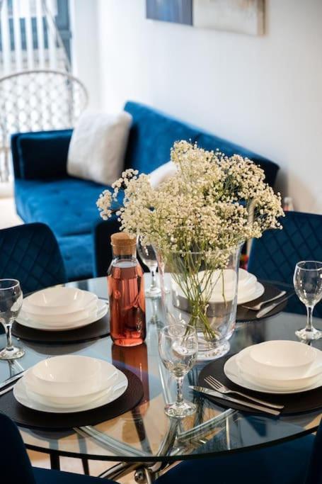 2 Bed Apt In Leeds City Centre ภายนอก รูปภาพ